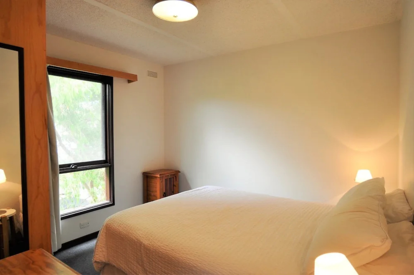 Shangri-La On Surf Parade - Free Wifi!