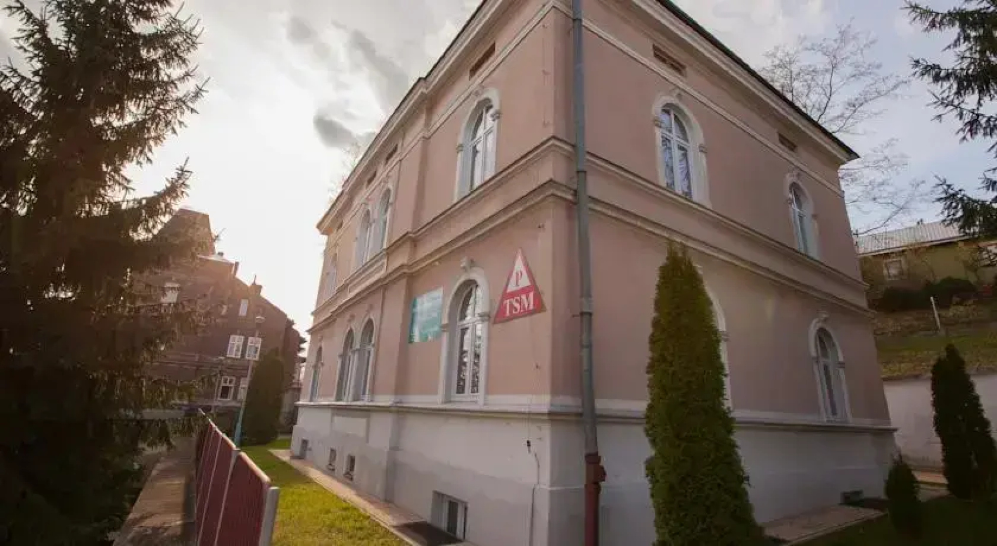 Schronisko Młodzieżowe PTSM Matecznik