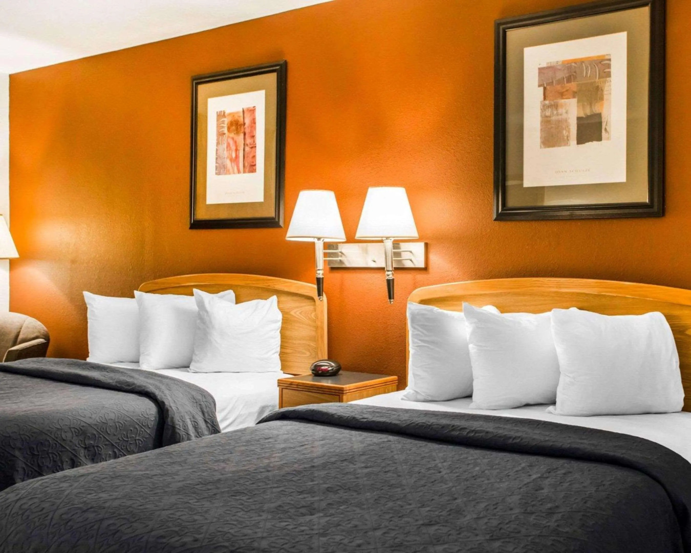 Surestay By Best Western Obetz Rickenbacker Airport