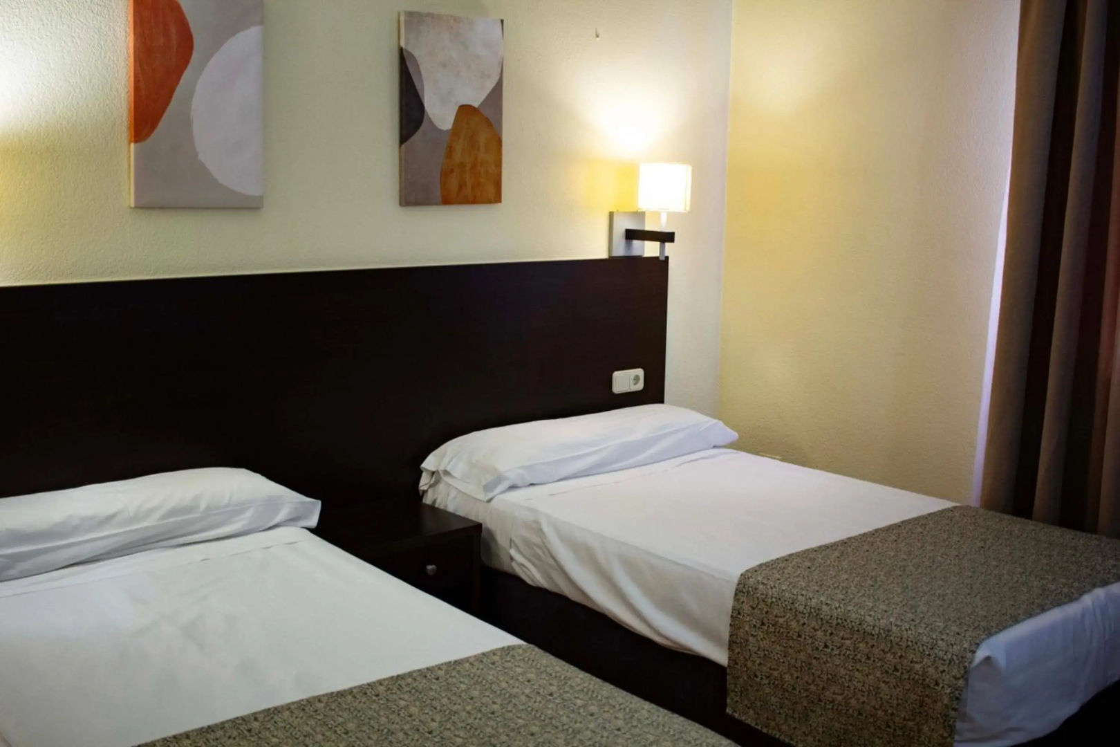 Hotel Tudanca Aranda II