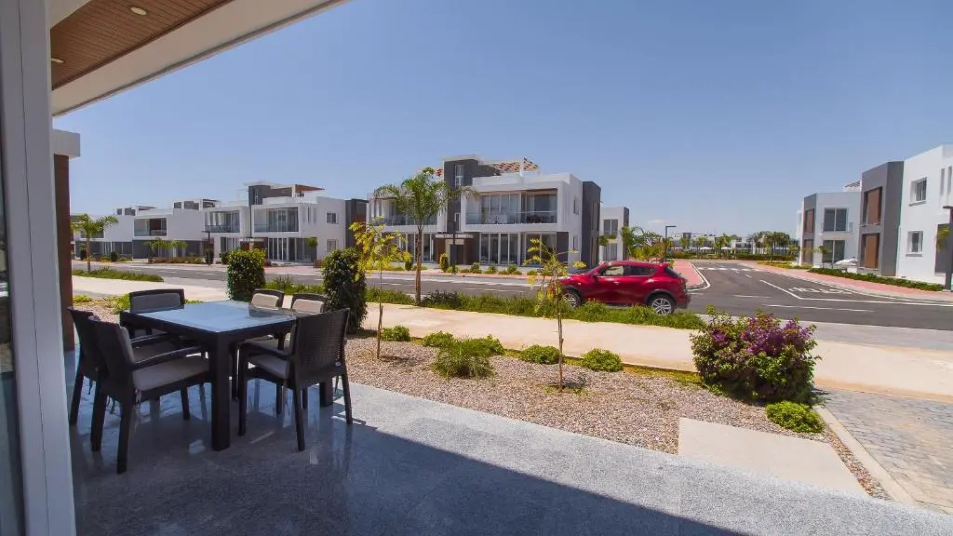 Emerald seaside residence at Four Seasons