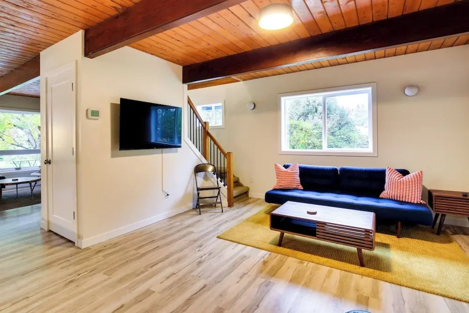 Modern Oregon Getaway w/ Fireplace, Yard & Deck