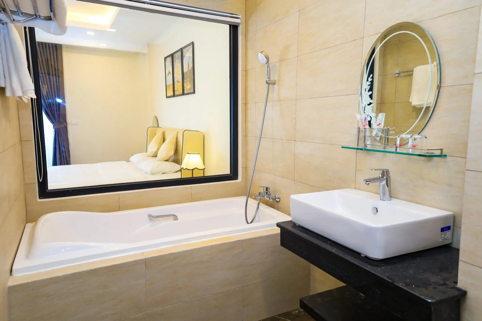 Flc Sea Tower Quy Nhơn Beach