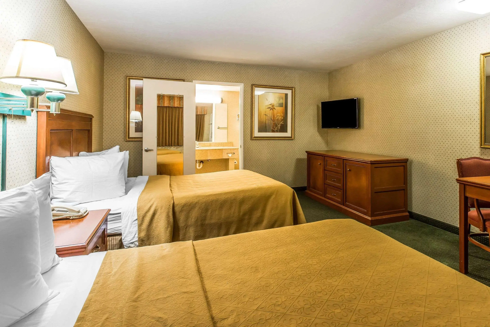 Quality Inn Near China Lake Naval Station