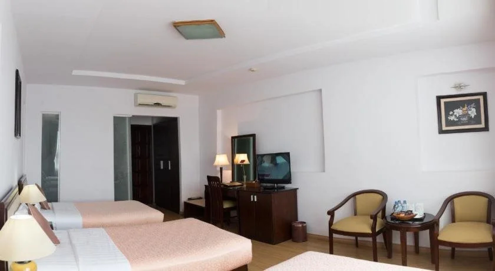 Chau Pho Hotel