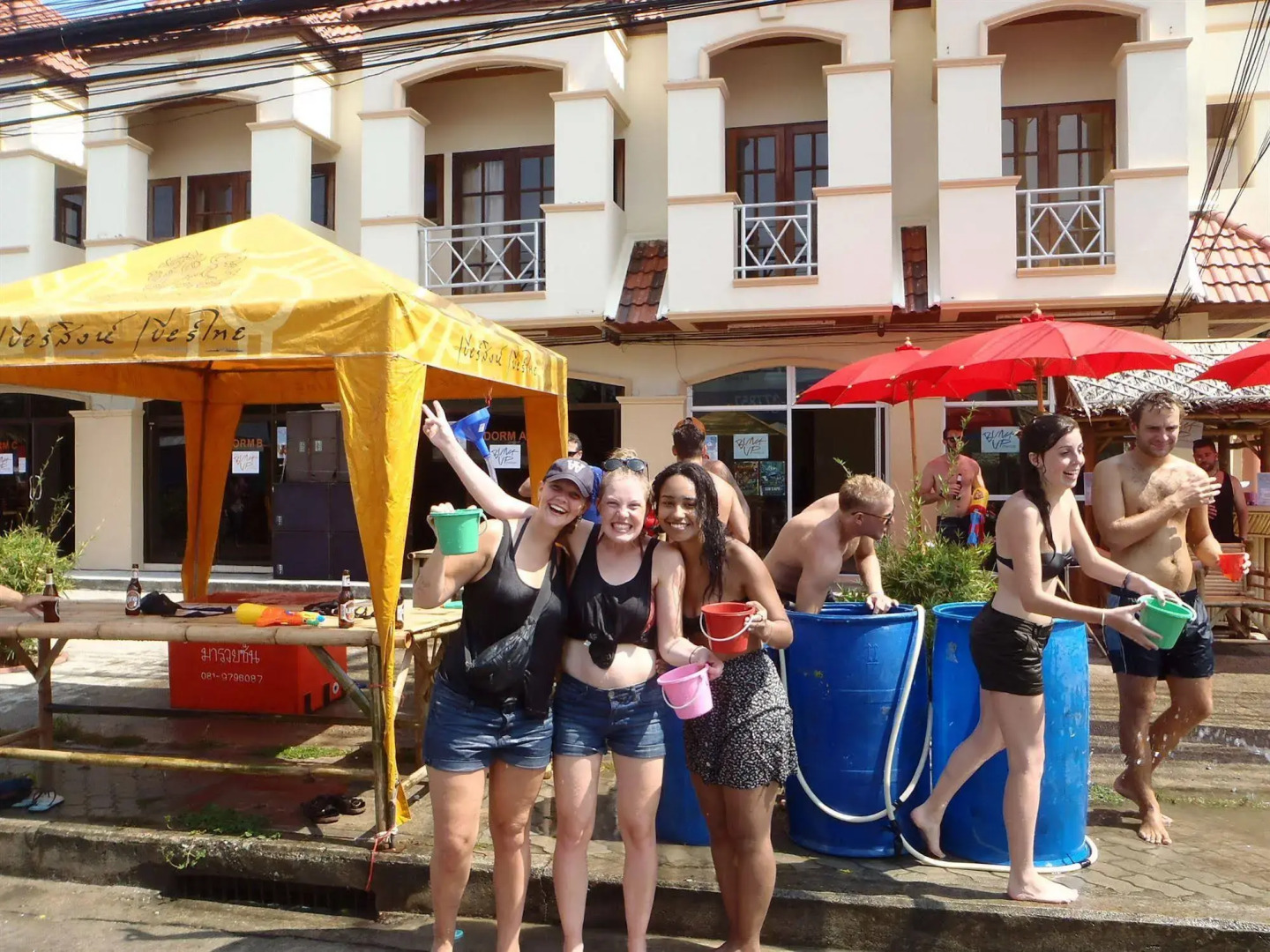 Asia Blue The Tavern Hacienda - Hostel