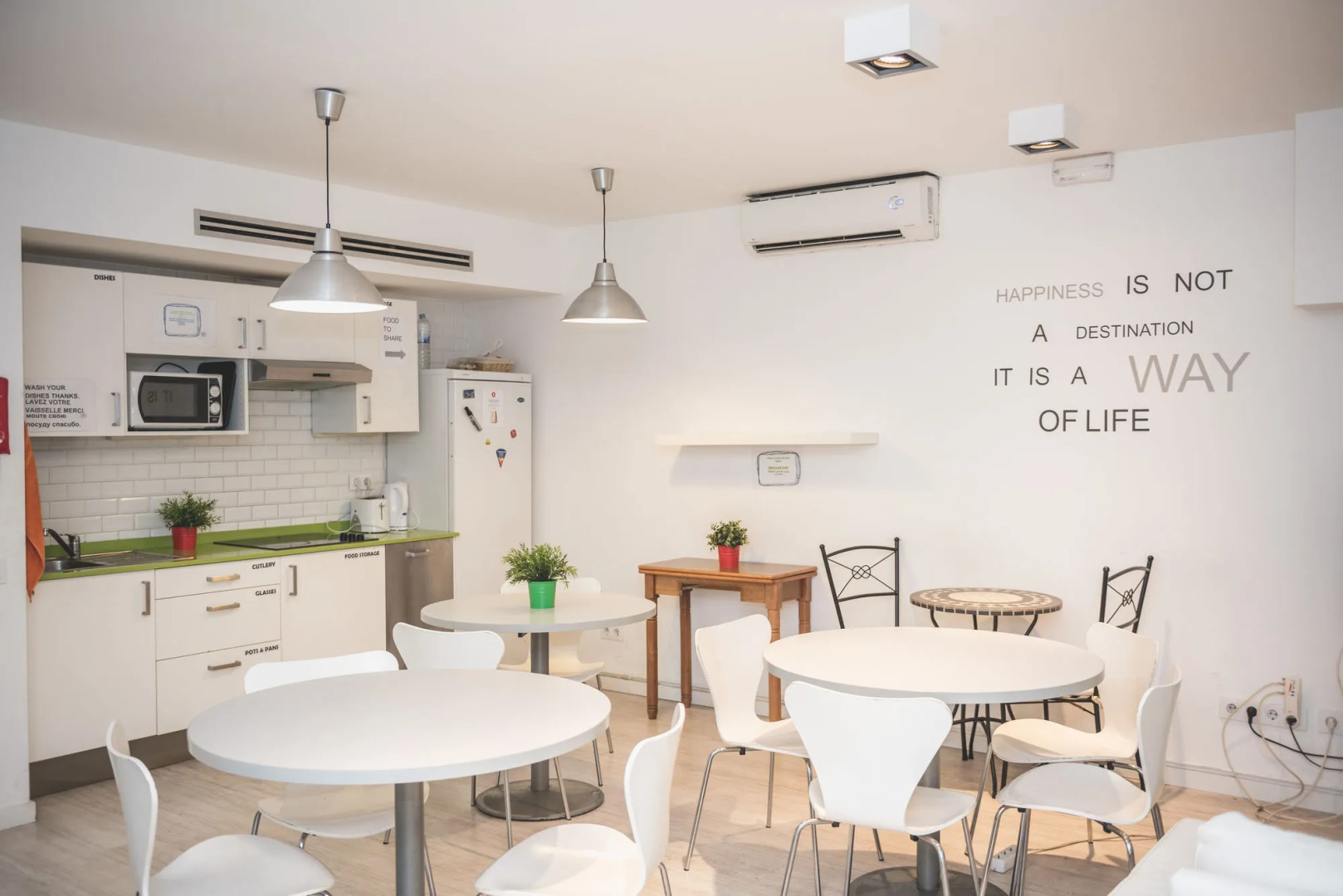 Хостел Rocket Gracia