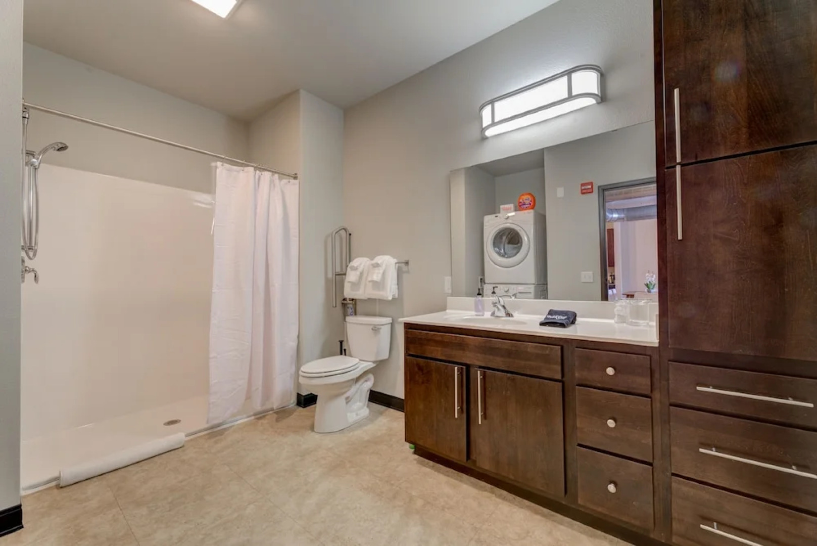 Kasa Westown Milwaukee