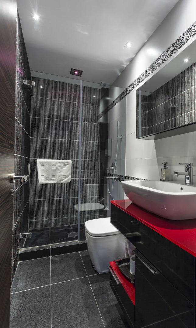 Rok Plaza - Only Adults