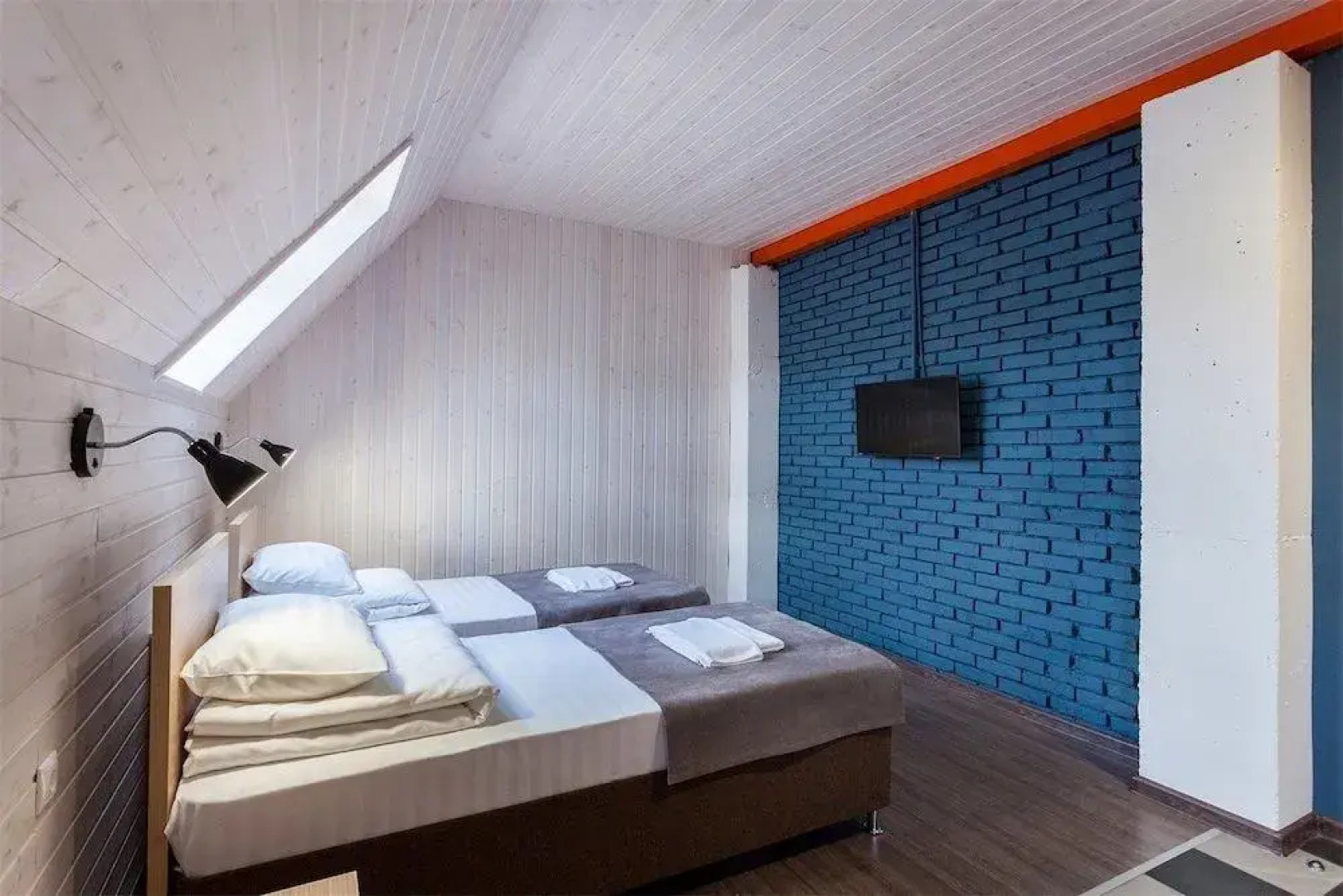 Отель «Станция Народная»