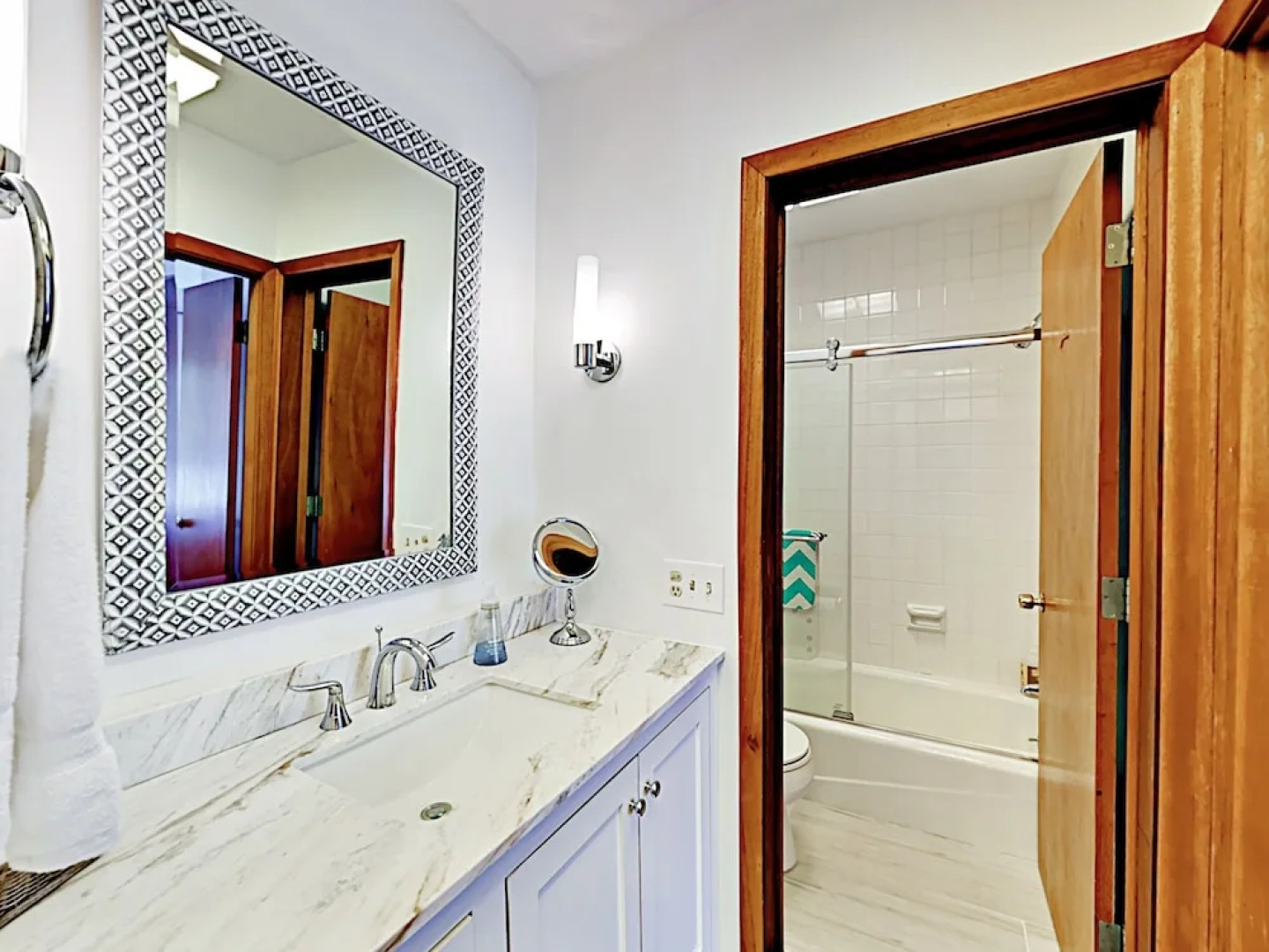 Cape Cod Retreat - 3 Br Home