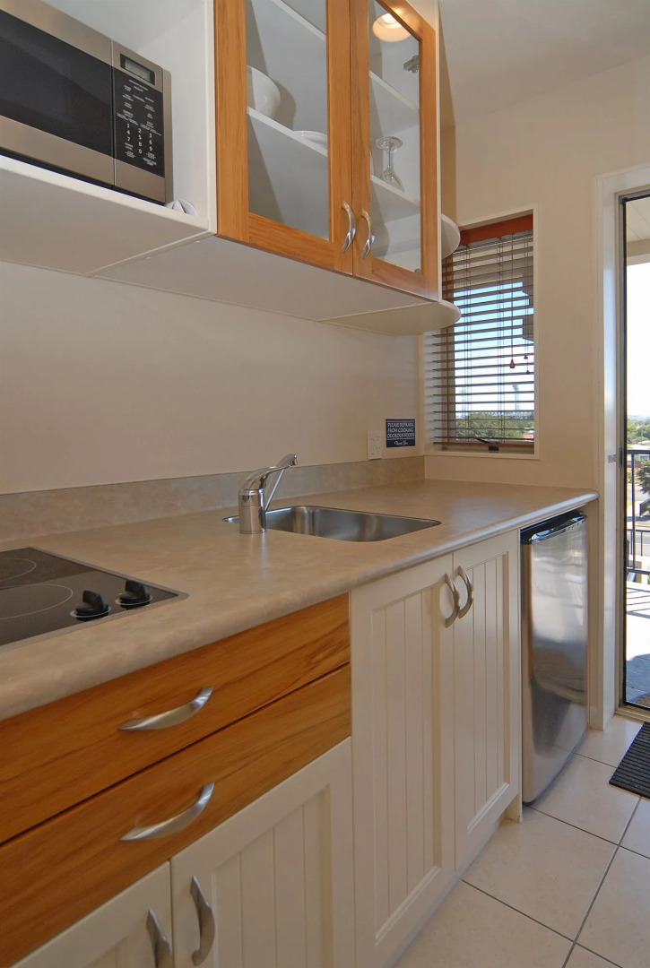 Pebble Beach Motor Inn