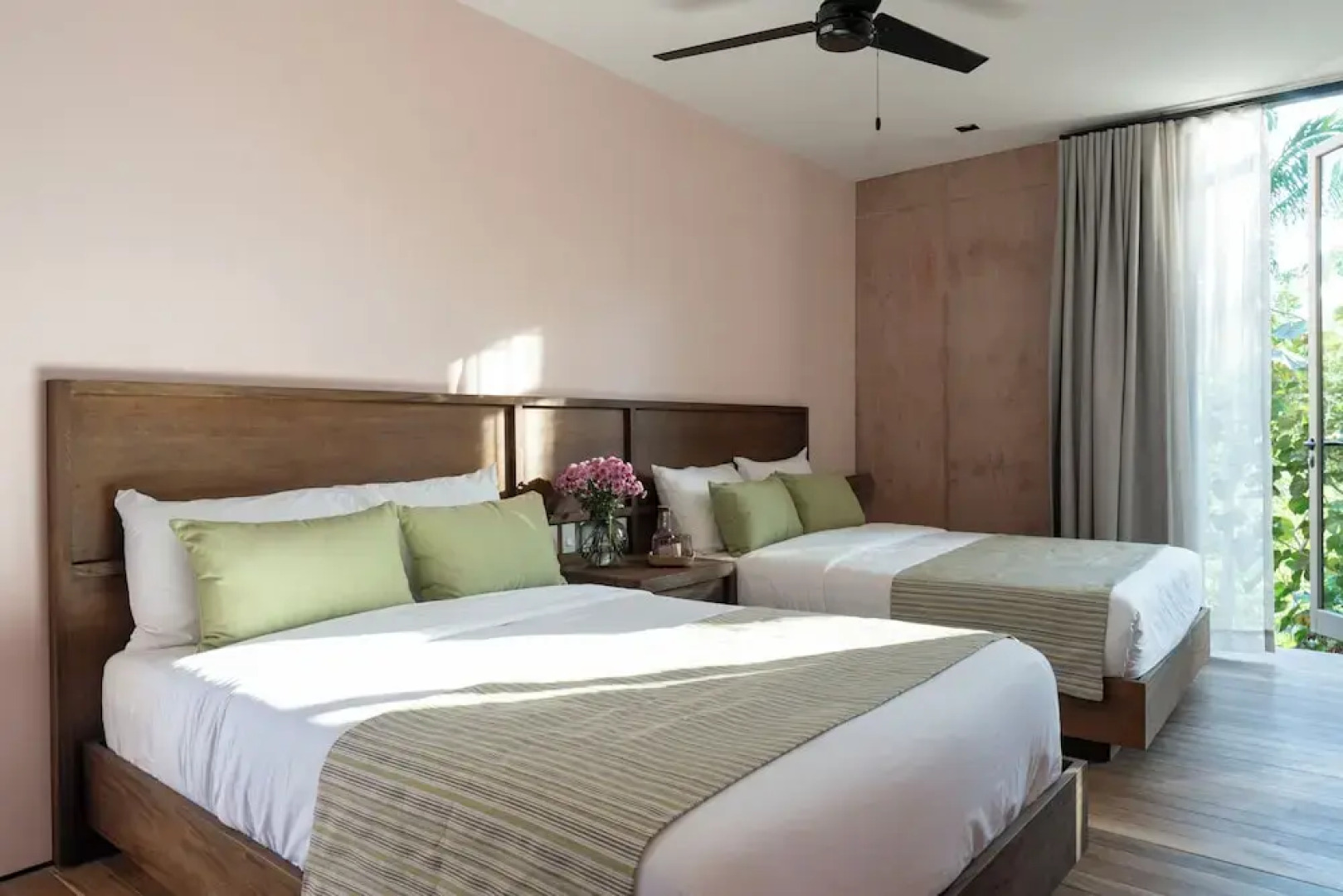 Rosa Morada Luxury and Private Beach