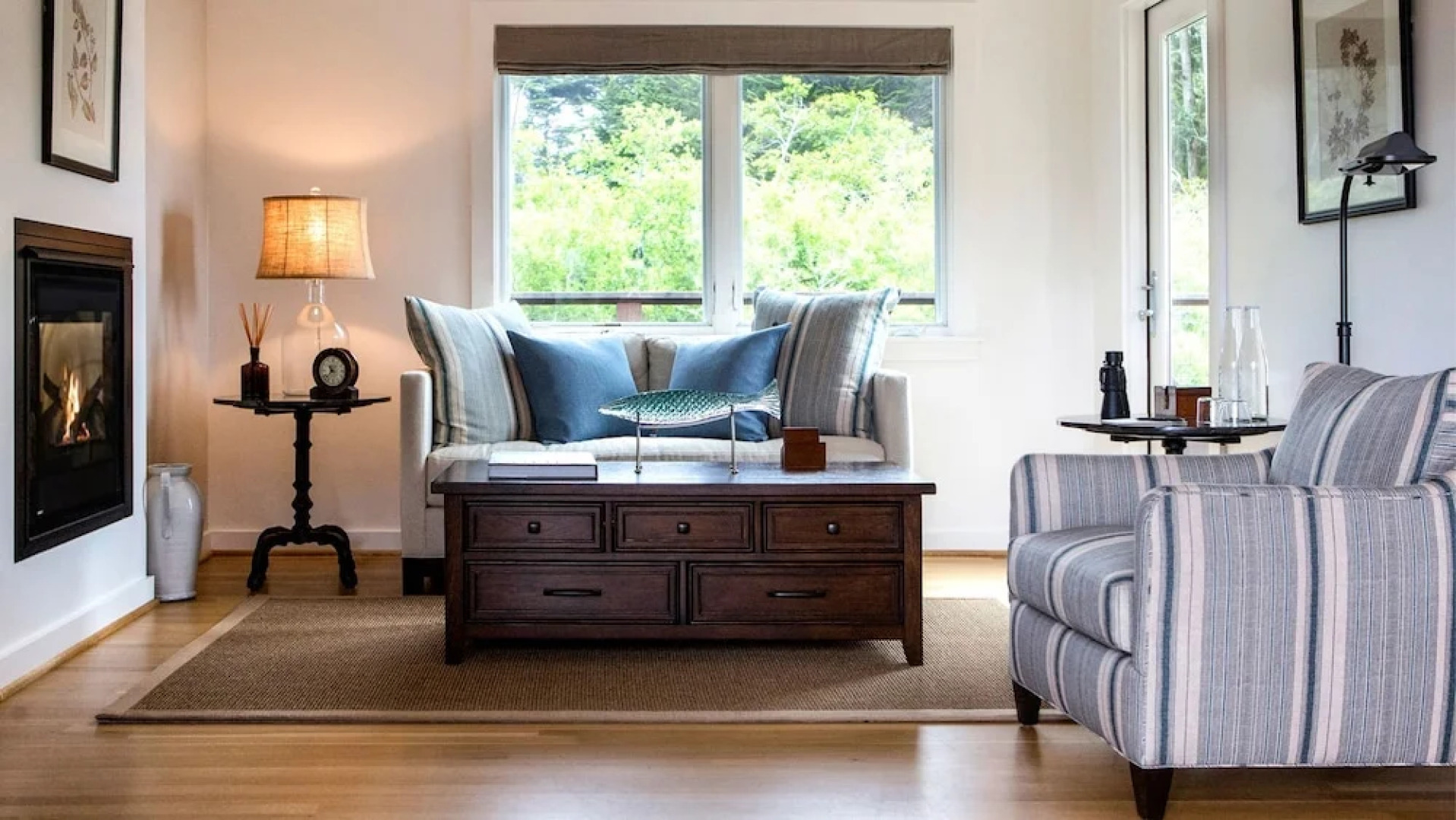 The Harbor House Inn