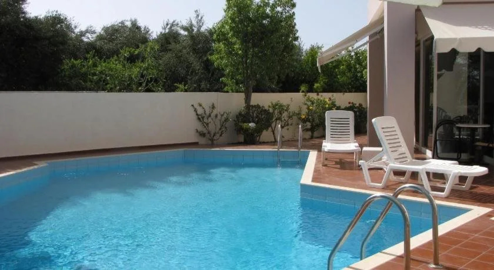 Elizabeth Apartments