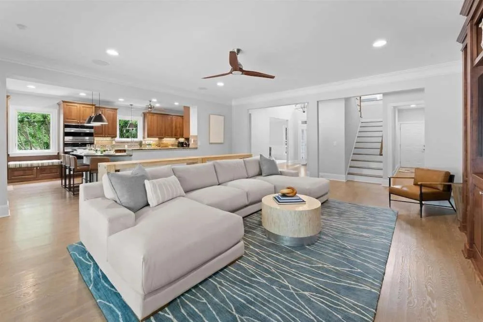 Grand Bay W/hot Tub, 440' Shoreline & Optional Boat Rental