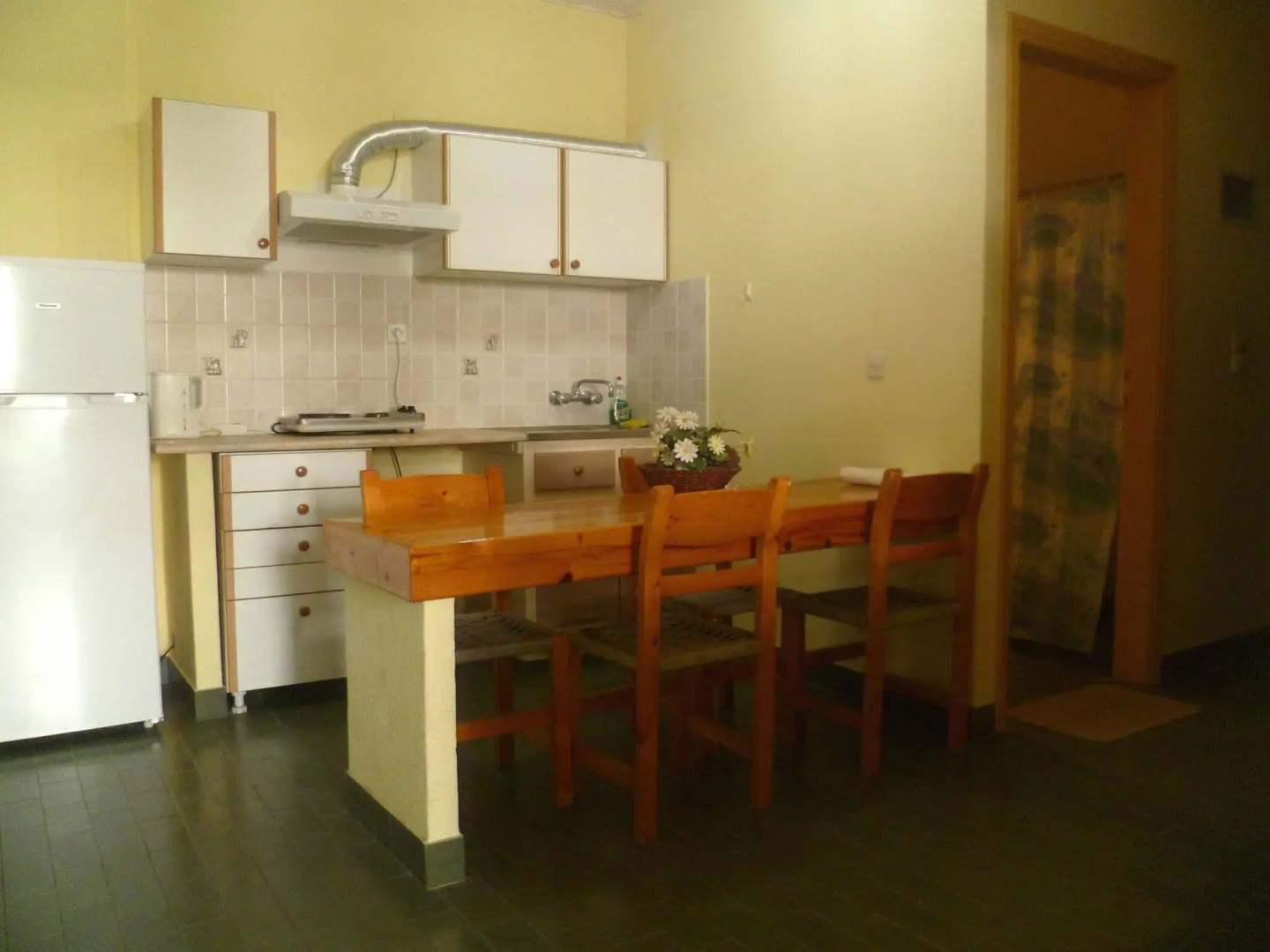Mamouzelos Hotel Apartments