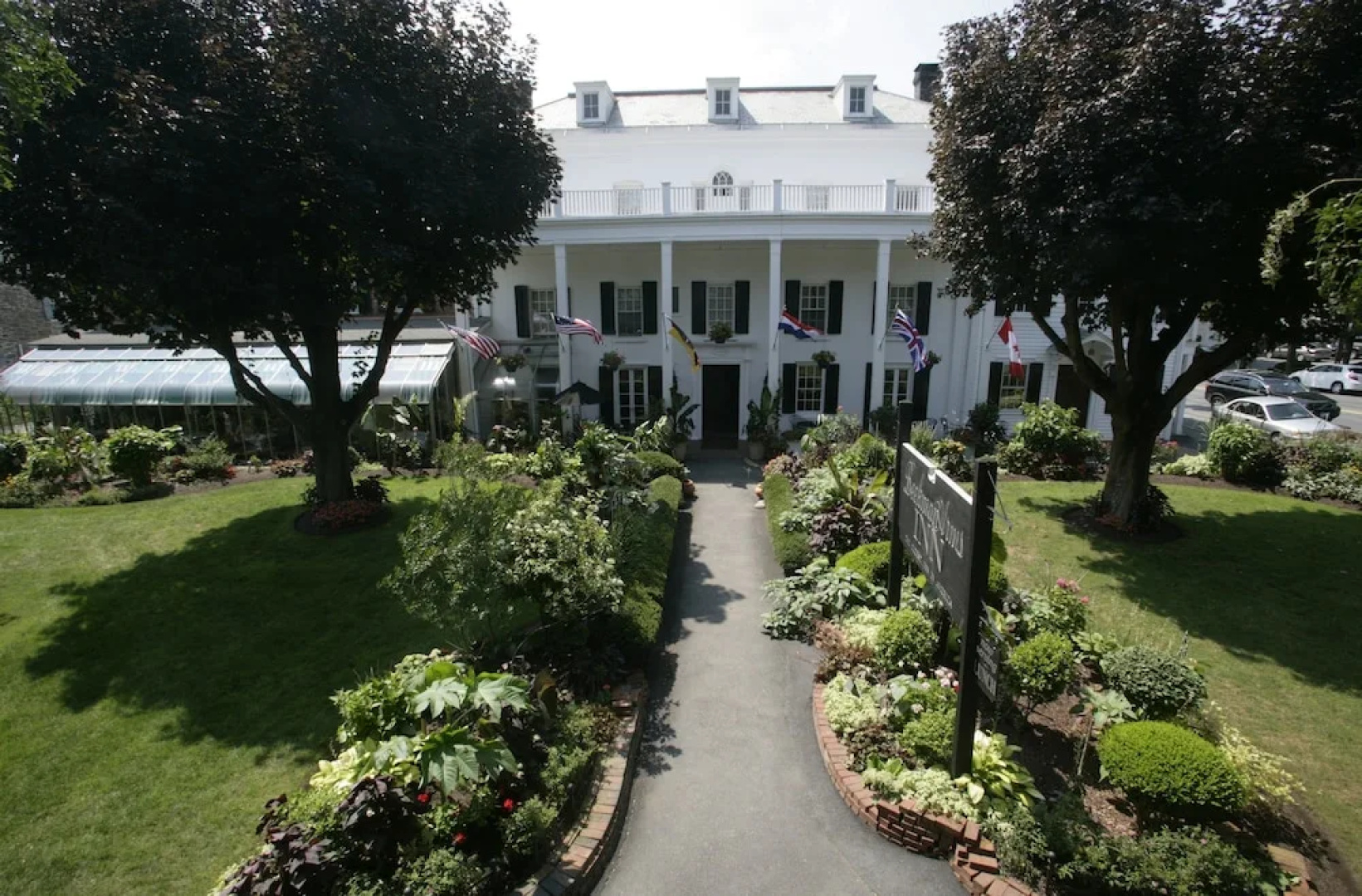 Beekman Arms and Delamater Inn