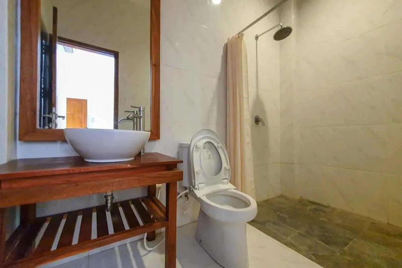 Rumah Eyang Tardjo Syariah