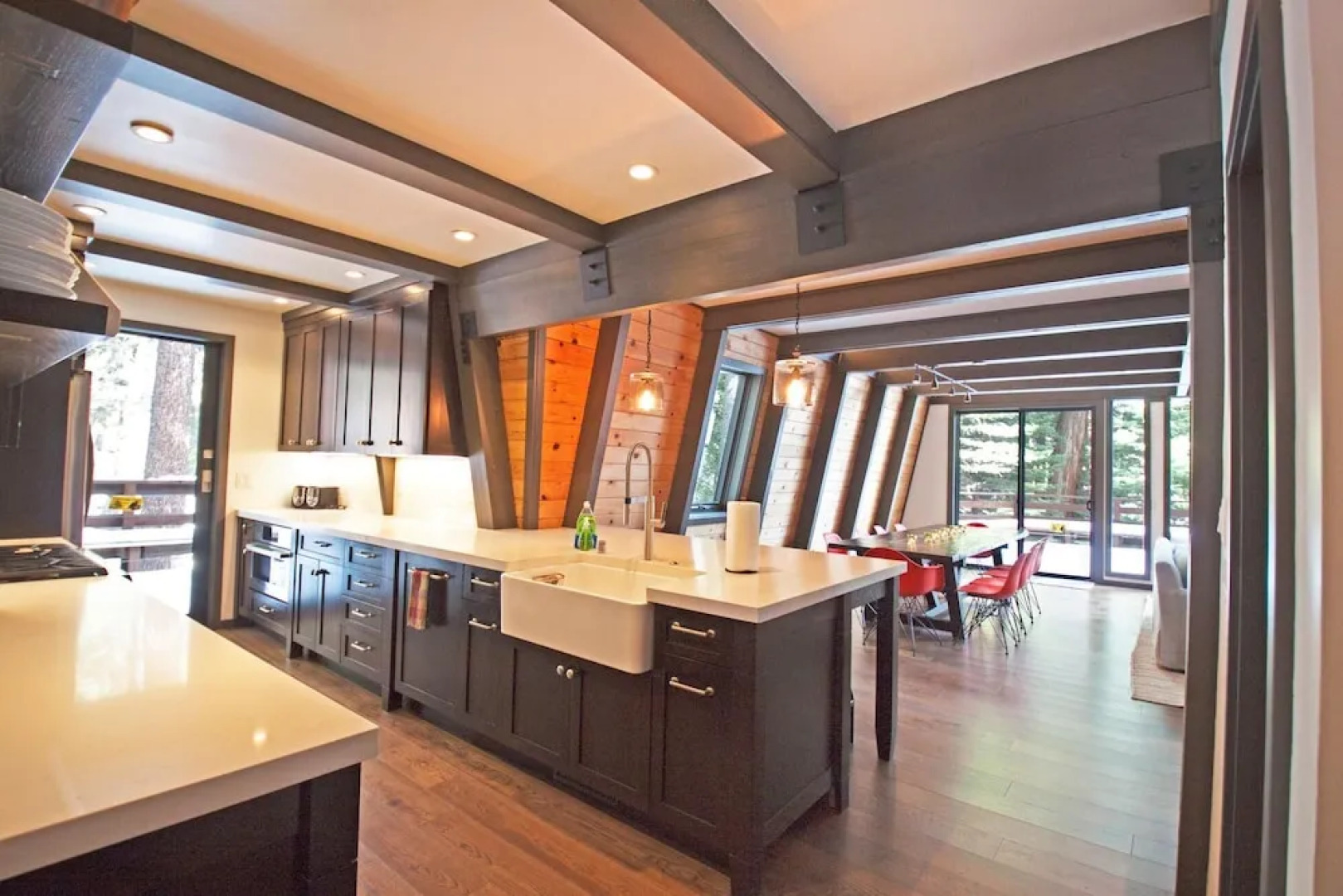 Aplin Base Camp House 3 Bedrooms 2.5 Bathrooms Home