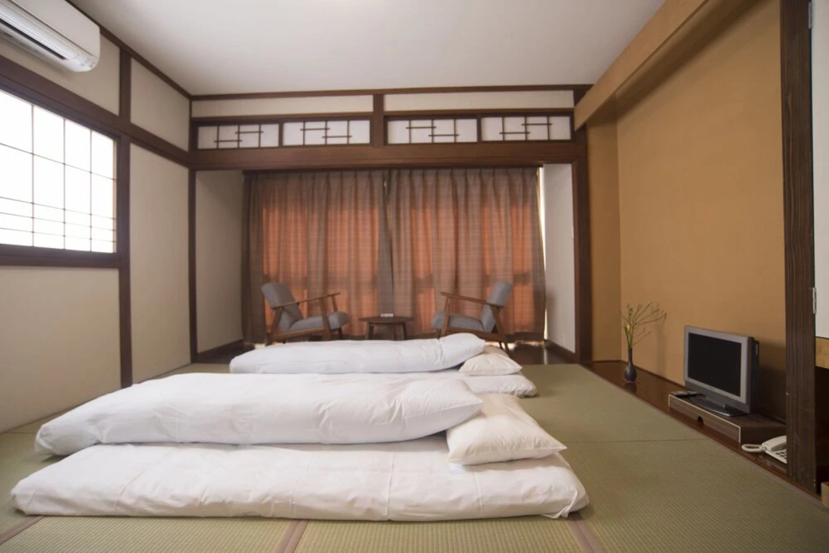 TAWARAYA (Family-Run Japanese Inn)