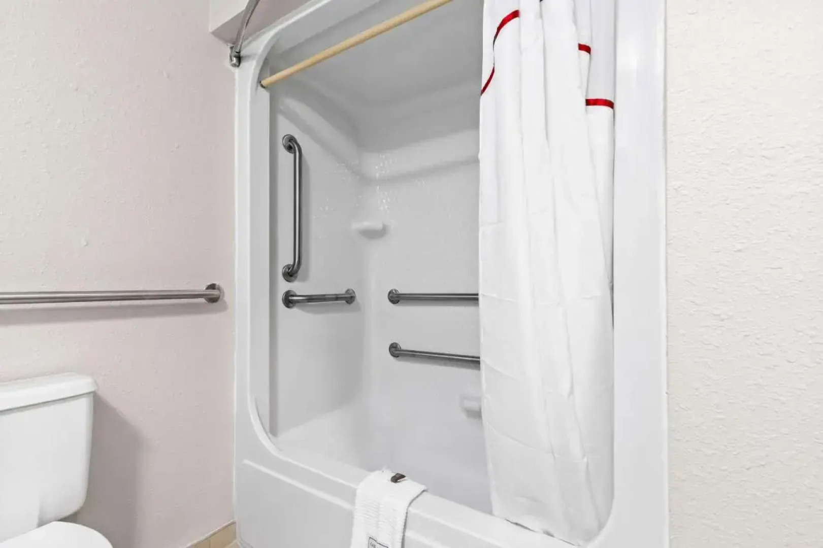 Best Western Camelot Inn