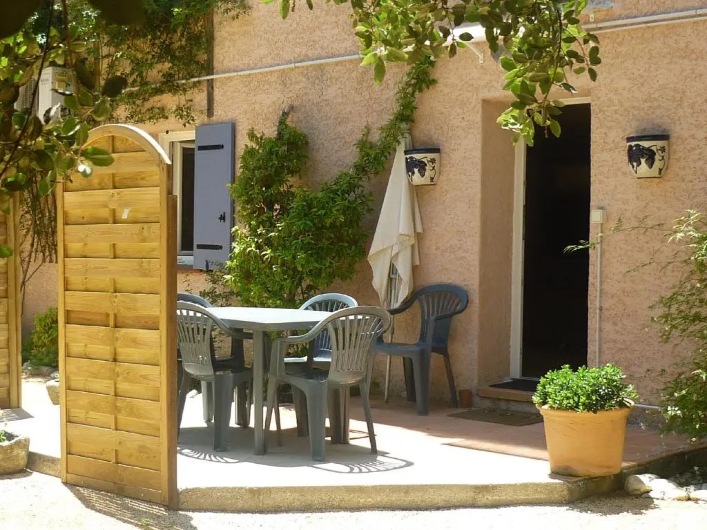 Entre Vignes et Oliviers