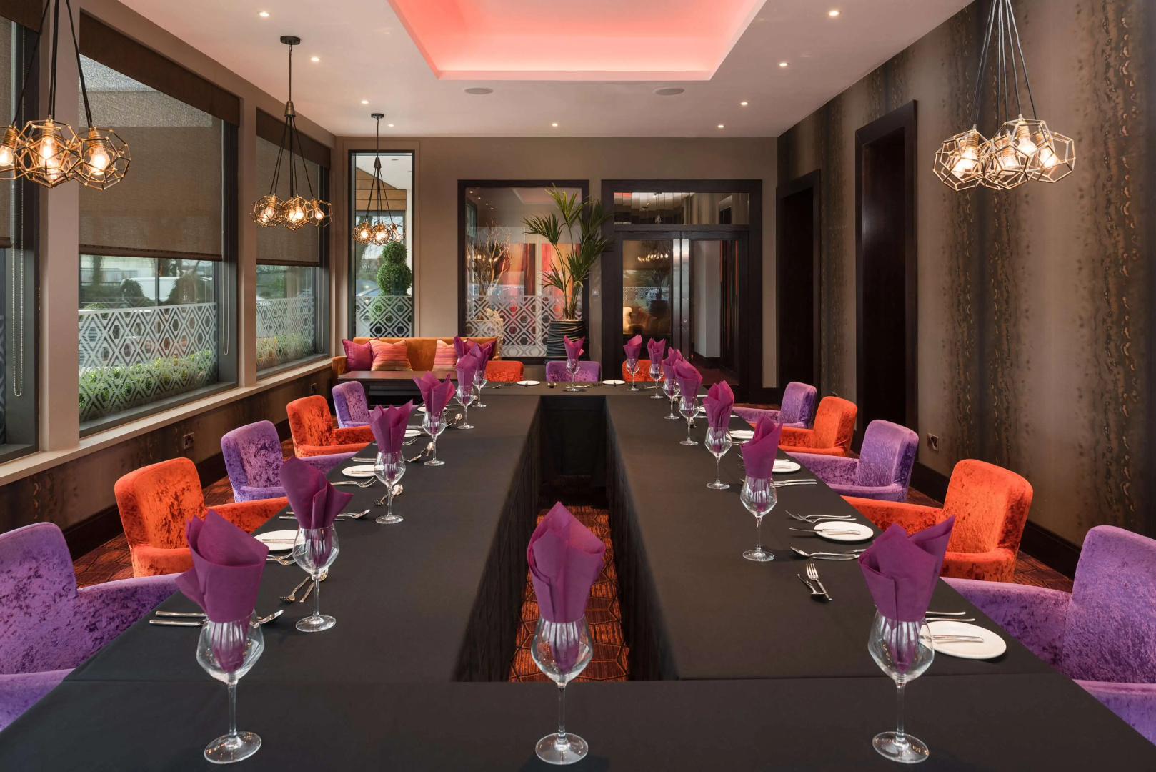Carlton Hotel