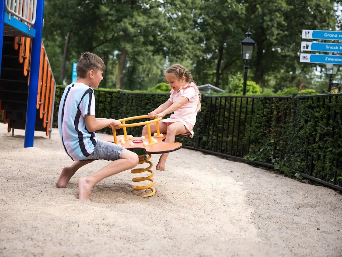 Luxurious villa with dishwasher, in the nature of De Veluwe