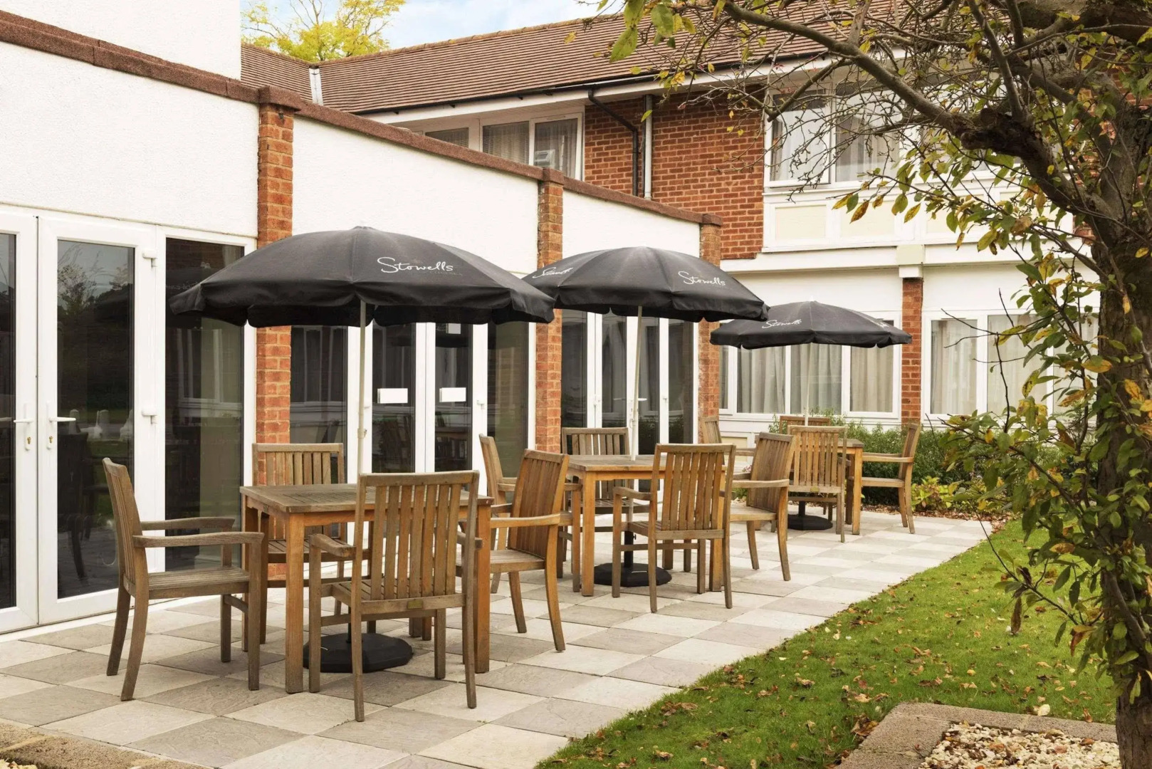 Ramada by Wyndham Warwick Kenilworth