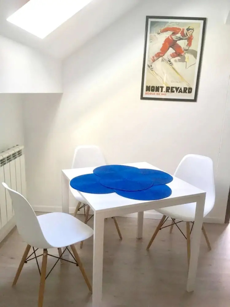 Studio in Aix-les-bains, With Wonderful Mountain View and Wifi - 4 km From the Beach