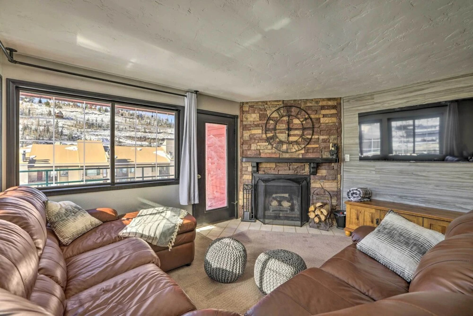 The Bunk House - Ski-in/ski-out at Giant Steps!