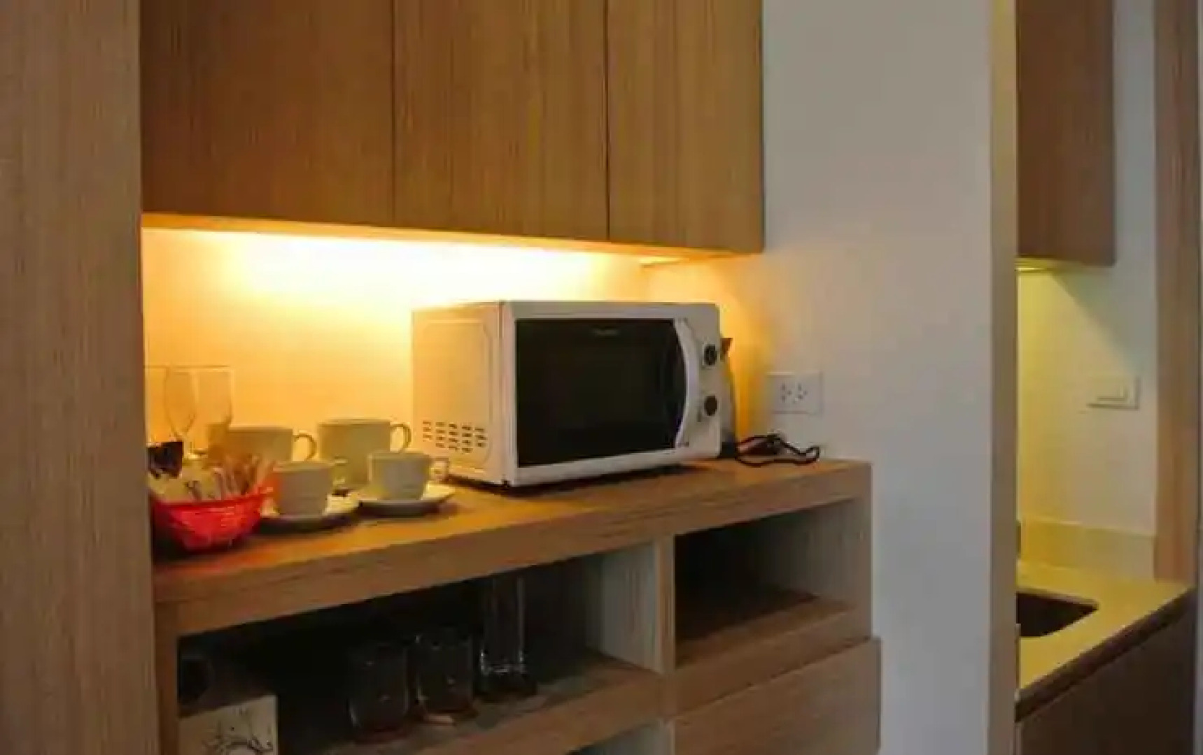 Himawari @Kanyarat Condo 11St Floor