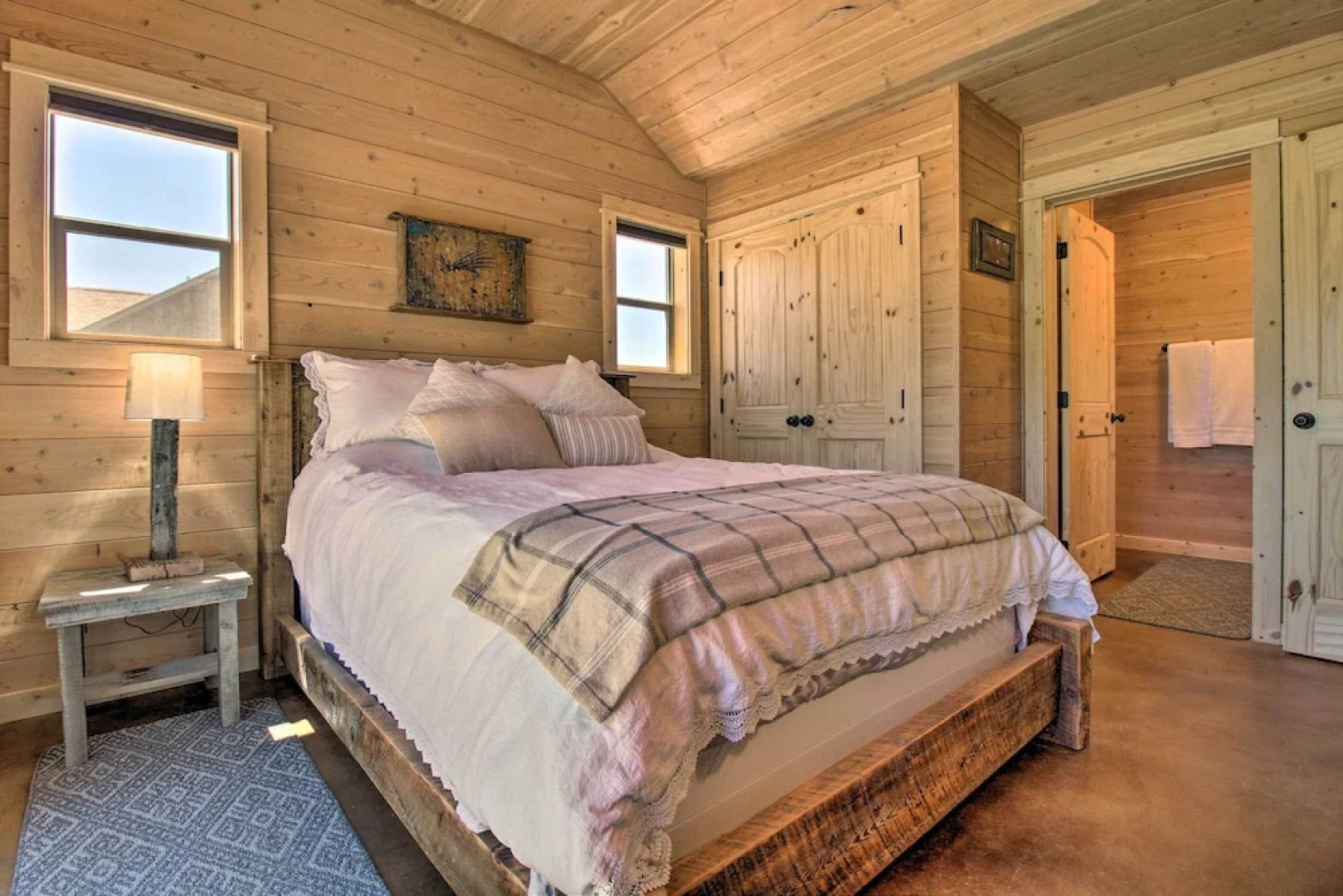 Peaceful Mtn Retreat ~ 43 Mi to Yellowstone!