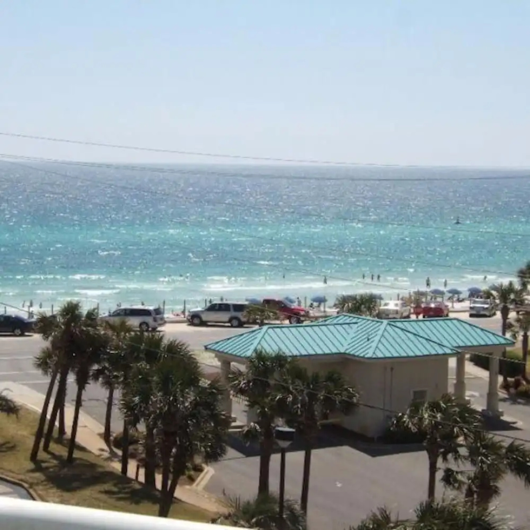 Surfside Beach Resort by Counts - Oakes Resort Properties