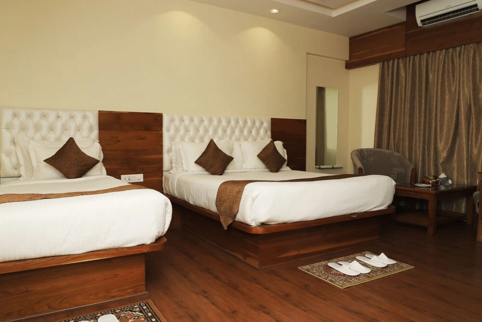 Sai Neem Tree Hotel