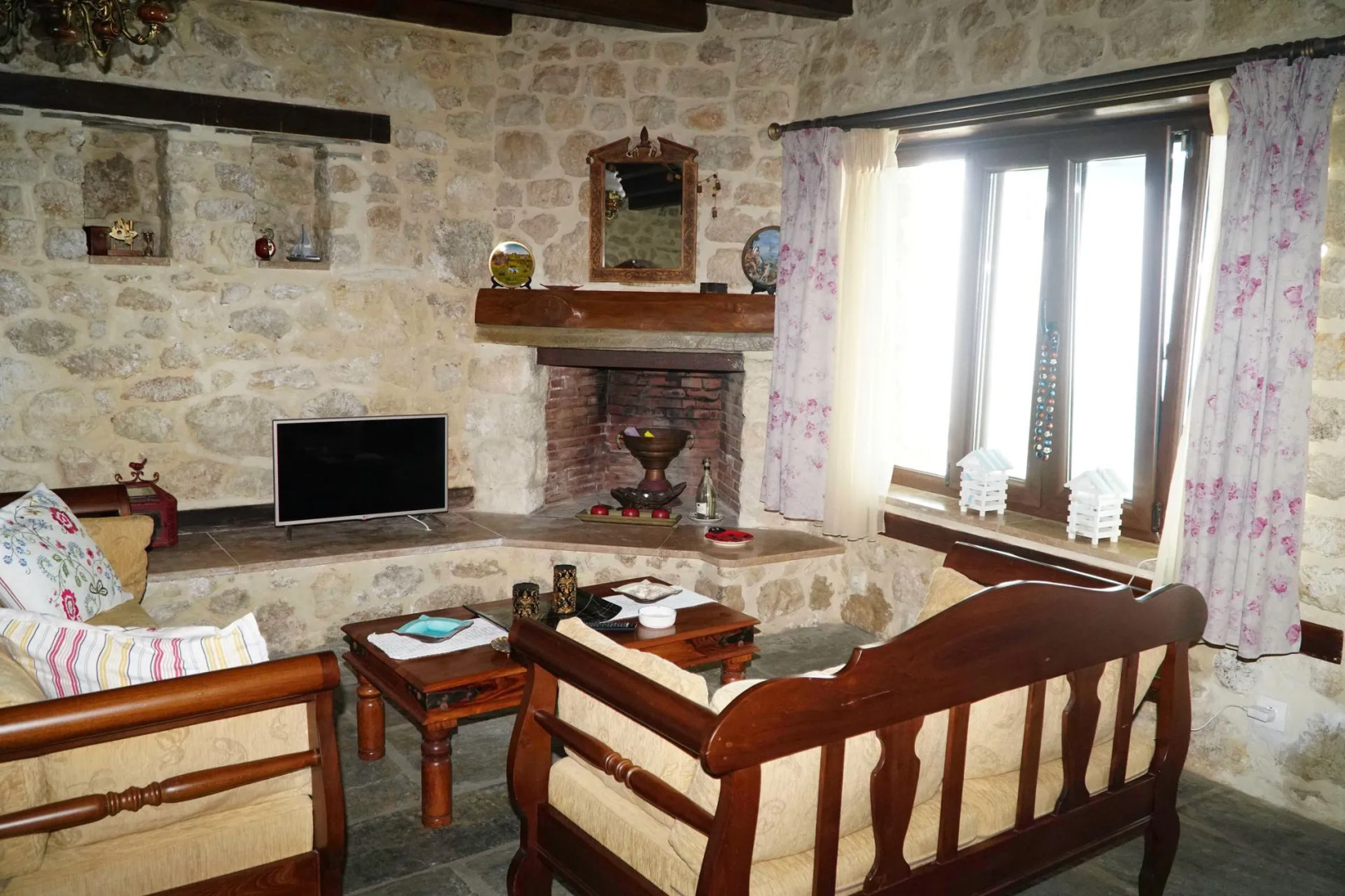 Kiparissi Villa Halkidiki