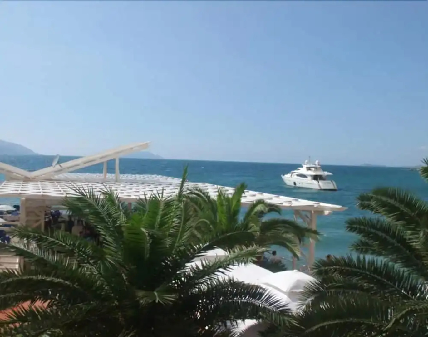 Paradise Beach Hotel