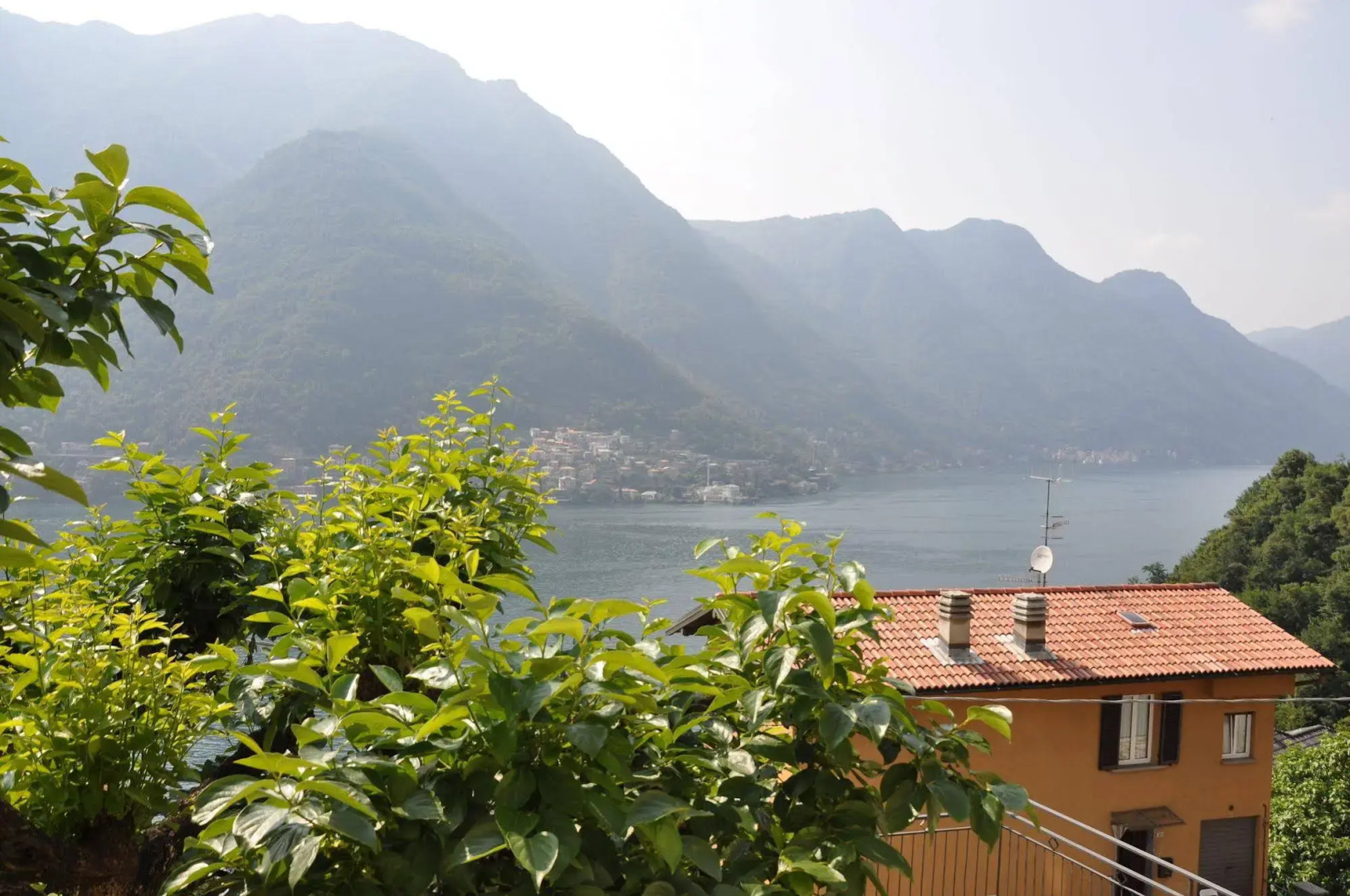 Comoholidays - Casa Mirella