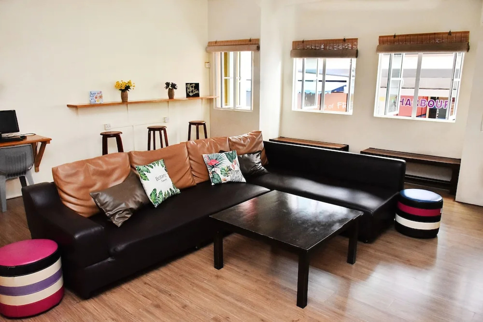 Harbourside Backpackers - Hostel