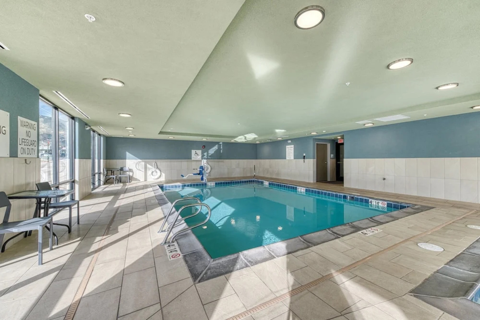 Holiday Inn Express & Suites Manitou Springs by IHG