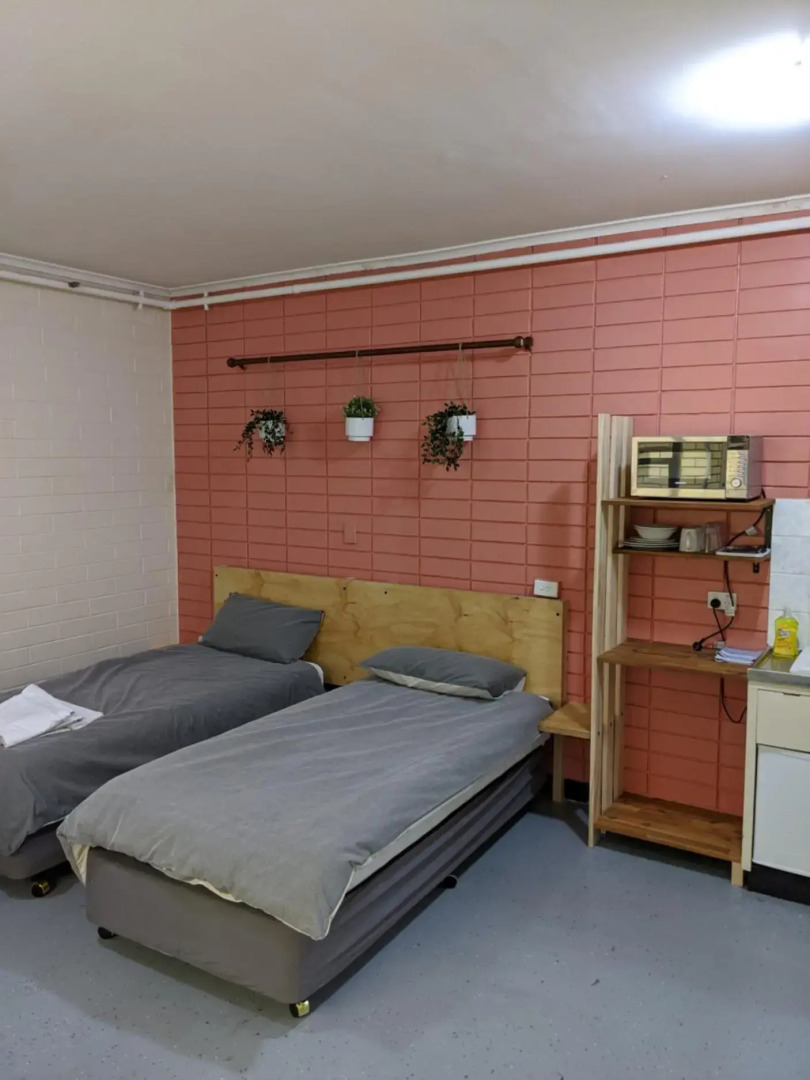 Adelaide Motel & Backpackers