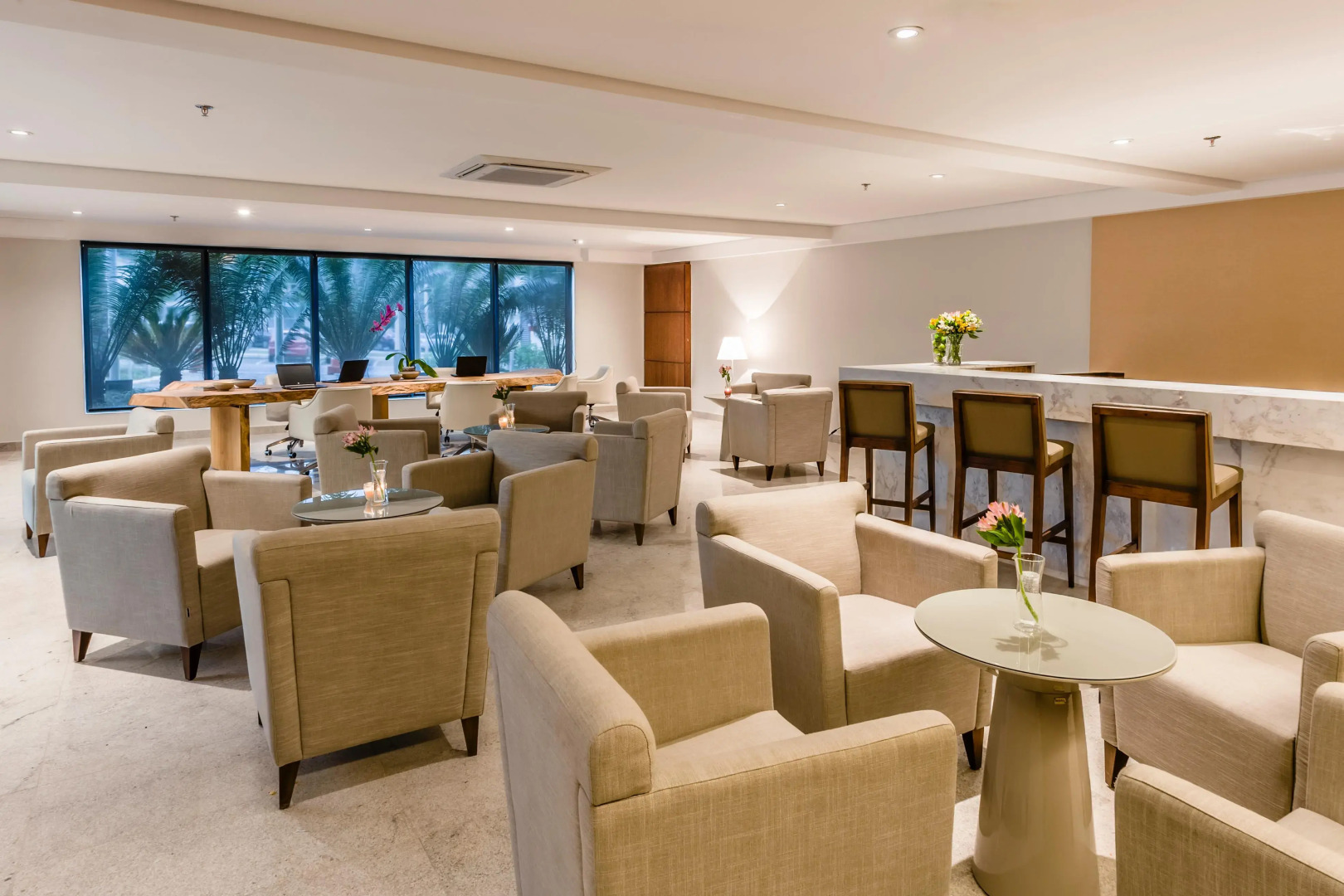 Blue Tree Premium Alphaville