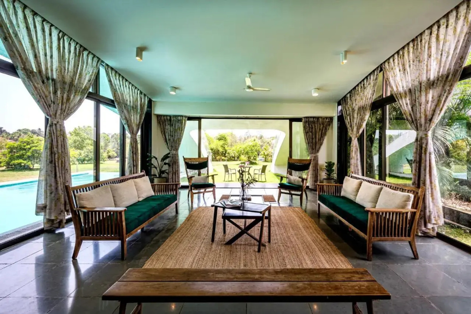 Saffron Stays Gardenia