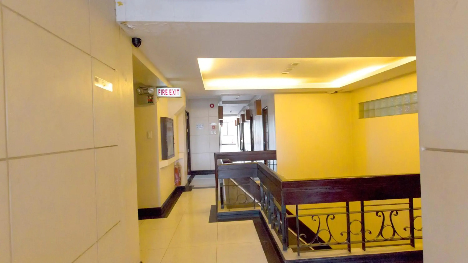 One Lourdes Dormitel