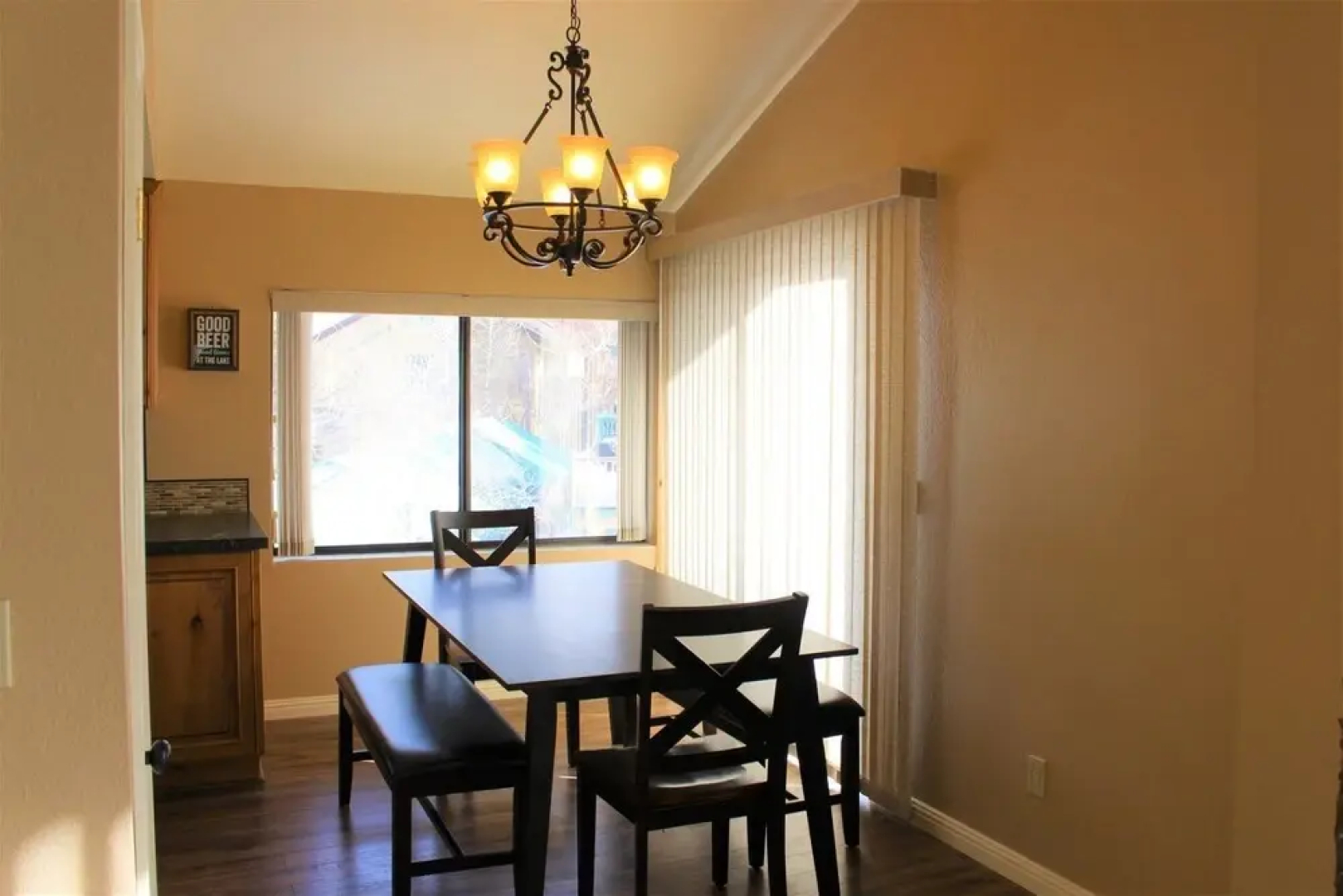 Edgewater 19