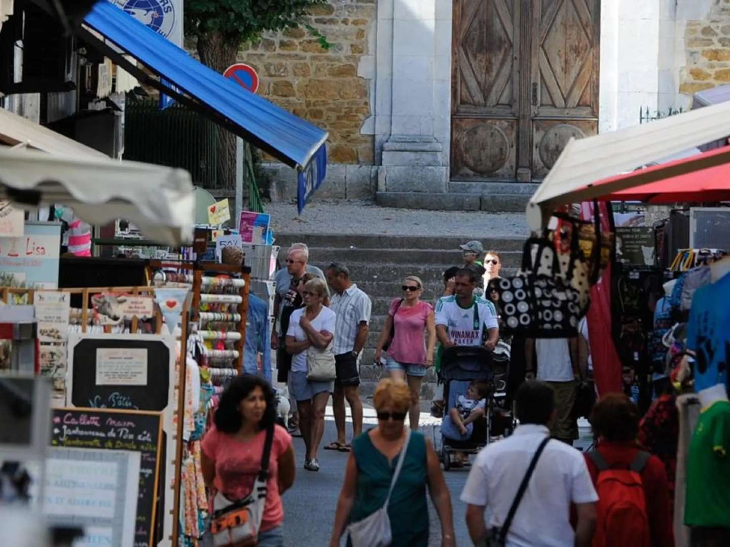 Stunning, Detached Holiday Home on a Hill With Phenomenal Views