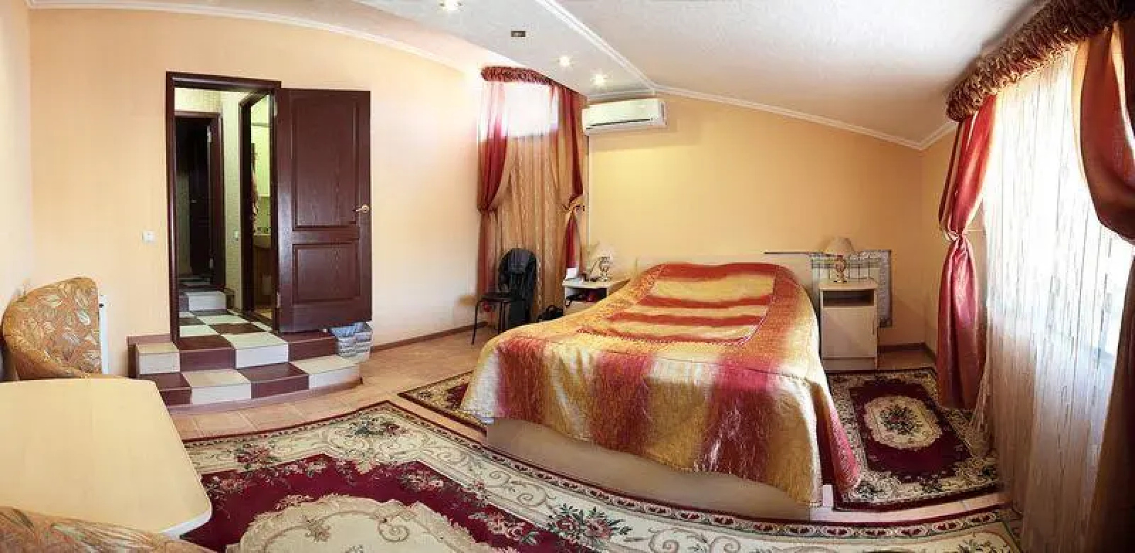 Русский Двор