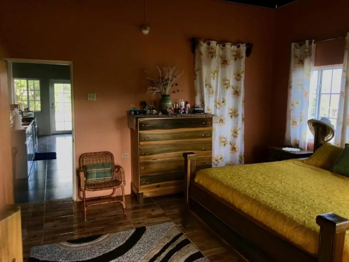 I VIEW - in Long Bay