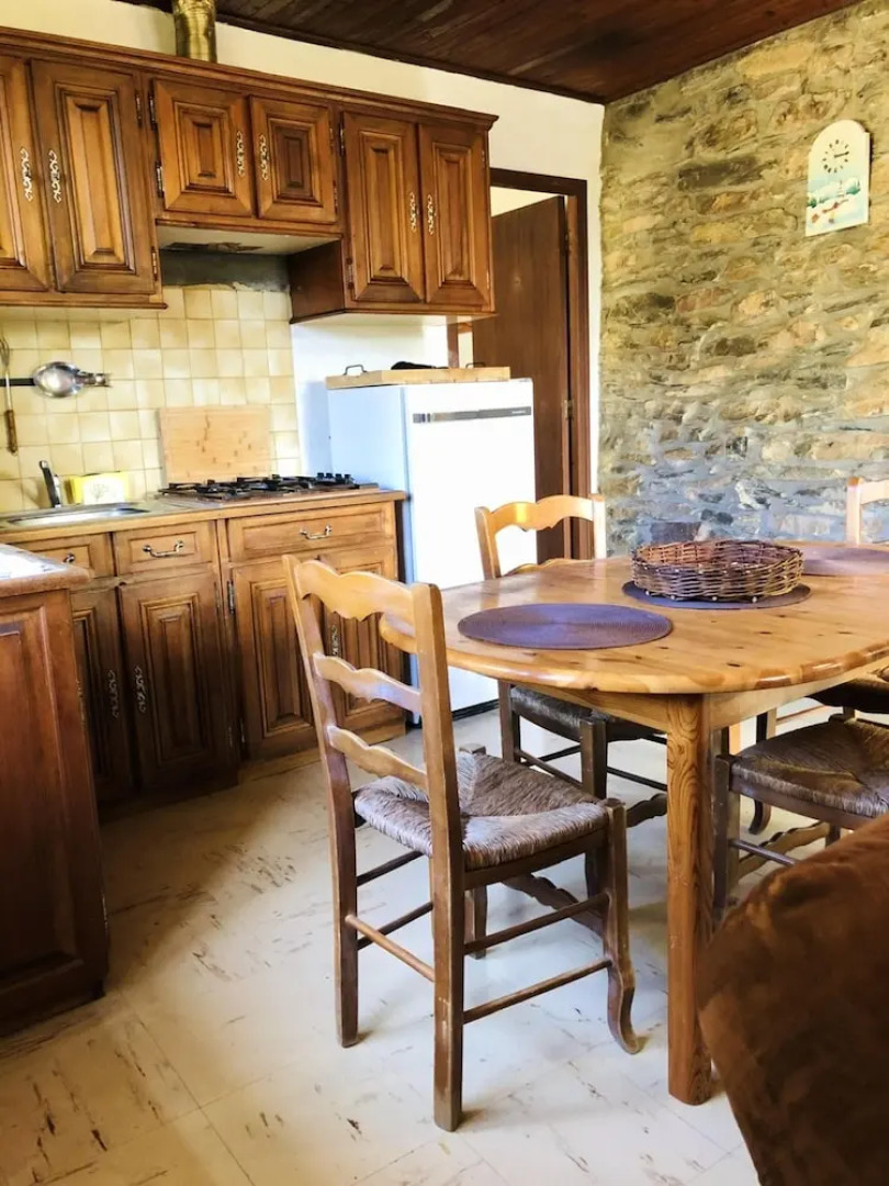 Apartment with One Bedroom in Jausiers, with Wonderful Mountain View, Furnished Garden And Wifi - 14 Km From the Slopes